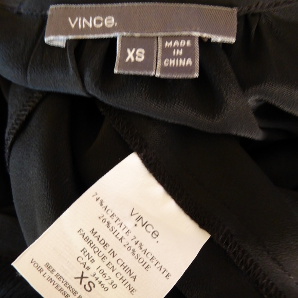 Vince. Black Ruffle V-neck Silk Blend Blouse Sleeveless Top XS - Picture 7 of 7